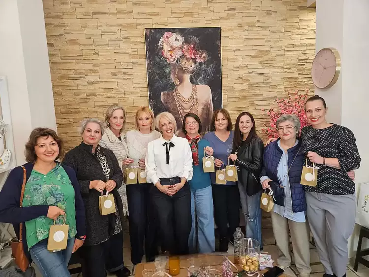 Δωρεάν σεμινάριο μακιγιάζ για τα μέλη του Συλλόγου Καρκινοπαθών Πιερίας