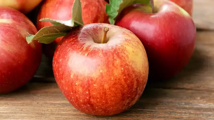 Ένα μήλο την ημέρα Ένα μήλο την ημέρα