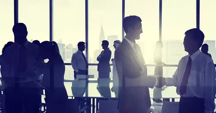 «Ένεση» 1,6 δισ. τον χρόνο στην ανάπτυξη με 4 μέτρα για τις επιχειρήσεις