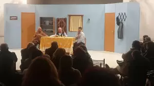 Ένωση Ποντίων Πιερίας: Στιγμές γέλιου και ευθυμίας με το θεατρικό της τμήμα στην Ακρινή Κοζάνης