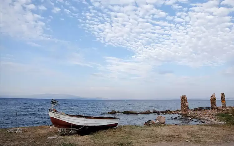 Ο καιρός για την Κατερίνη και την Πιερία σήμερα 04/11/2024: Νεφώσεις με λίγες τοπικές βροχές Ο καιρός για την Κατερίνη και την Πιερία σήμερα 04/11/2024: Νεφώσεις με λίγες τοπικές βροχές