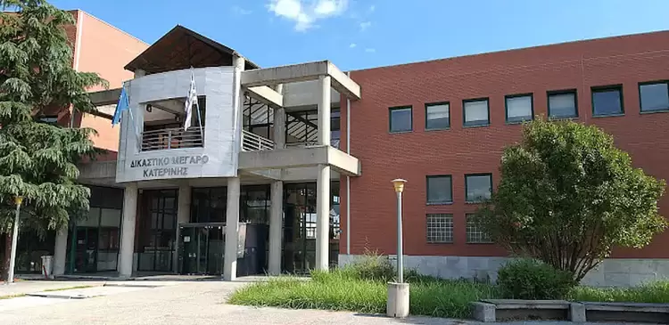 Κατερίνη: 10ετής κάθειρξη σε νοσηλευτή, για τον θάνατο νεαρού σε δομή με ΑμεΑ Κατερίνη: 10ετής κάθειρξη σε νοσηλευτή, για τον θάνατο νεαρού σε δομή με ΑμεΑ