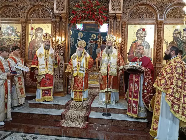 Κατερίνη: Αρχιερατικό Συλλείτουργο στον Ιερό Καθεδρικό Ναό Θείας Αναλήψεως Κατερίνη: Αρχιερατικό Συλλείτουργο στον Ιερό Καθεδρικό Ναό Θείας Αναλήψεως