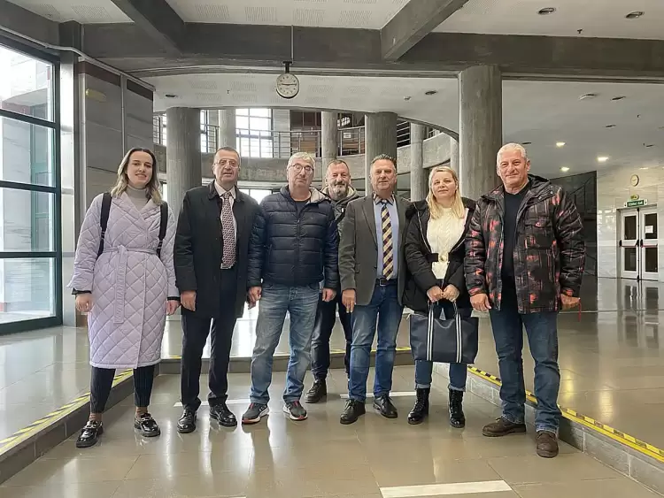 Κατερίνη: Παραμένουν στον Δήμο οι 20 συμβασιούχοι στην υπηρεσία καθαριότητας Κατερίνη: Παραμένουν στον Δήμο οι 20 συμβασιούχοι στην υπηρεσία καθαριότητας