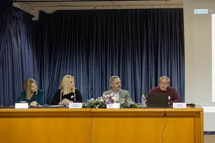 Μέριμνα Παιδιού Κατερίνης: «Παρατηρώ, κατανοώ, μεριμνώ: Η σημασία της πρώιμης παρέμβασης» Μέριμνα Παιδιού Κατερίνης: «Παρατηρώ, κατανοώ, μεριμνώ: Η σημασία της πρώιμης παρέμβασης»