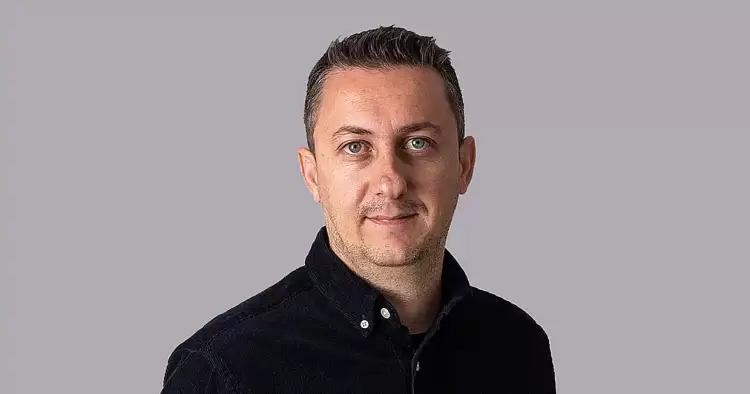 Ο Νίκος Λασπόπουλος  ένας καταξιωμένος επαγγελματίας στον κλάδο του Real Estate και της ασφάλισης