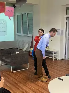 Οι εκπαιδευτικοί του 19ου Δημοτικού Σχολείου Κατερίνης εκπαιδεύονται στις πρώτες βοήθειες