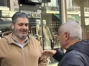 Περιοδεία του υπ. Προέδρου Κώστα Πίτσια στην κεντρική αγορά της Κατερίνης Περιοδεία του υπ. Προέδρου Κώστα Πίτσια στην κεντρική αγορά της Κατερίνης