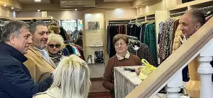 Περιοδεία του υπ. Προέδρου Κώστα Πίτσια στην κεντρική αγορά της Κατερίνης Περιοδεία του υπ. Προέδρου Κώστα Πίτσια στην κεντρική αγορά της Κατερίνης