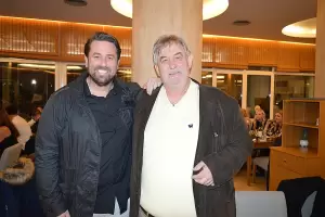 Ποσειδών Πάλλας: Βραδιά τιμής και ευχαριστιών προς το προσωπικό του ξενοδοχείου (εικόνες) Ποσειδών Πάλλας: Βραδιά τιμής και ευχαριστιών προς το προσωπικό του ξενοδοχείου