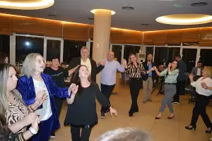 Ποσειδών Πάλλας: Βραδιά τιμής και ευχαριστιών προς το προσωπικό του ξενοδοχείου (εικόνες) Ποσειδών Πάλλας: Βραδιά τιμής και ευχαριστιών προς το προσωπικό του ξενοδοχείου