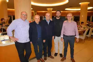 Ποσειδών Πάλλας: Βραδιά τιμής και ευχαριστιών προς το προσωπικό του ξενοδοχείου (εικόνες) Ποσειδών Πάλλας: Βραδιά τιμής και ευχαριστιών προς το προσωπικό του ξενοδοχείου