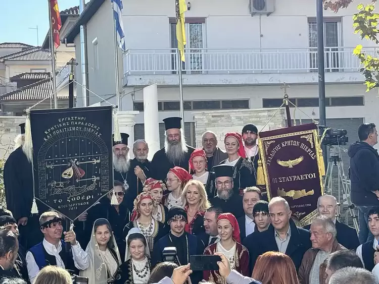 Τα ιερά λείψανα των Αγίων Τεσσάρων Κρητών Νεομαρτύρων στον Ιερό Ναό Κοσμά του Αιτωλού στην Ανδρομάχη Πιερίας (εικόνες – βίντεο)