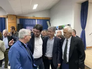 Το ΠΑΣΟΚ γιόρτασε και ήταν όλοι εκεί Το ΠΑΣΟΚ γιόρτασε και ήταν όλοι εκεί