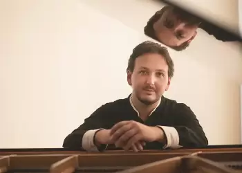 Βραδιά Σοπέν με τον Πάρι Τσενίκογλου