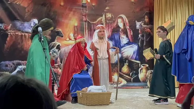 Η Χριστουγεννιάτικη γιορτή στο 1ο Δημοτικό Σχολείο Κατερίνης