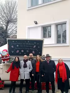 2ο Δημοτικό – Νηπιαγωγείο Κατερίνης: Η 1η Χριστουγεννιάτικη γιορτή του Συλλόγου Γονέων Κηδεμόνων