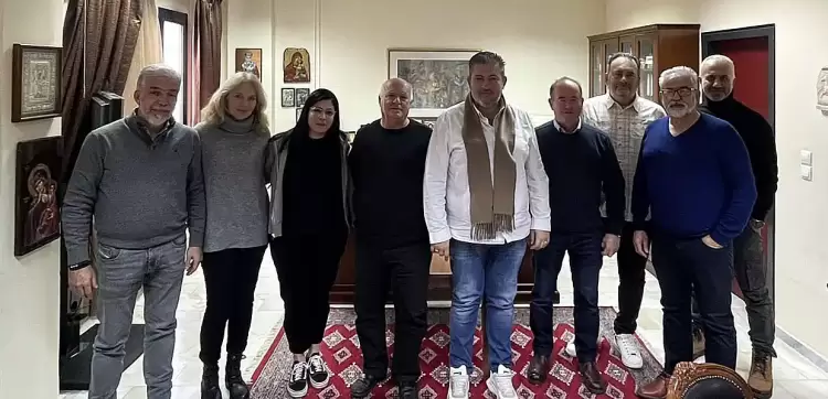 O Πρόεδρος του Επιμελητηρίου Πιερίας με τον Πρόεδρο και μέλη του Δ.Σ. της Ομοσπονδίας Ενοικιαζομένων Δωματίων & Διαμερισμάτων