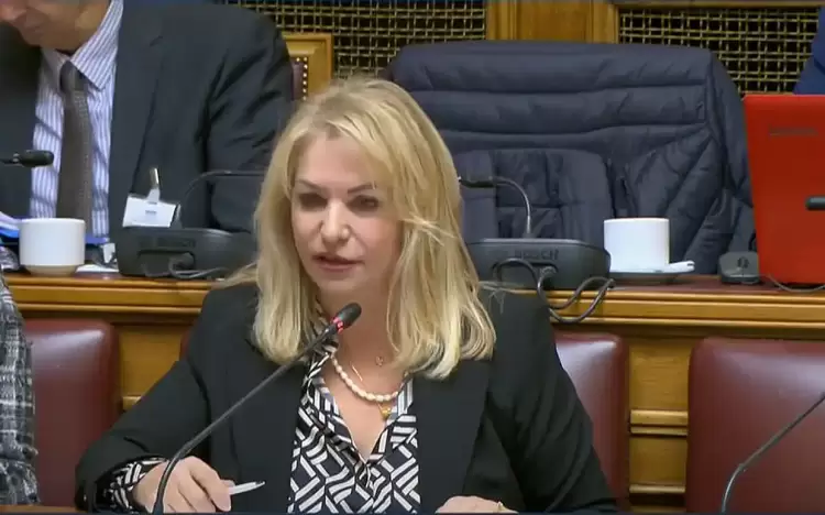 Άννα Μάνη: Ενίσχυση της διαφάνειας των επιχειρήσεων με νομοσχέδιο του Υπουργείου Ανάπτυξης