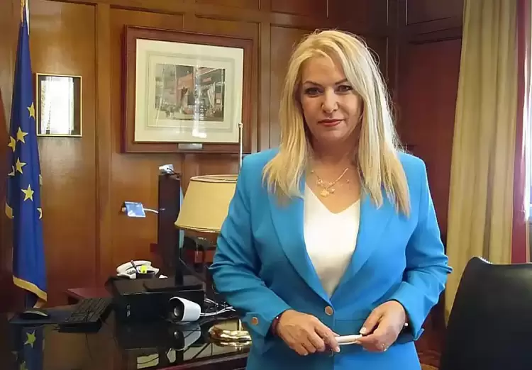 Μήνυμα της Υφυπουργού Ανάπτυξης κας Άννας Μάνη  Παπαδημητρίου για τα Χριστούγεννα