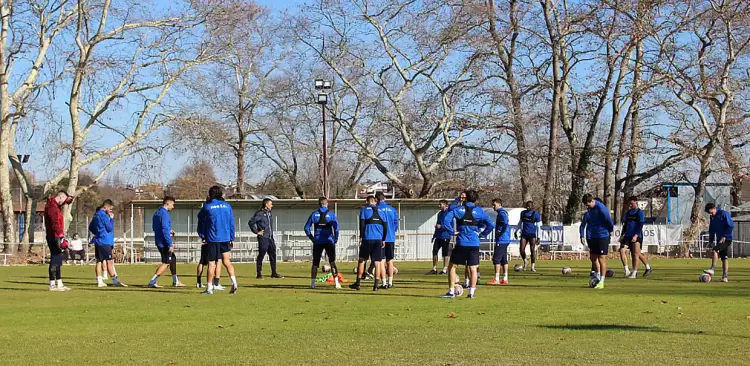 Διαγόρας Ρόδου - Εθνικός Νέου Κεραμιδίου: Σούπερ "ντέρμπι" Διαγόρας Ρόδου – Εθνικός Νέου Κεραμιδίου: Σούπερ “ντέρμπι”