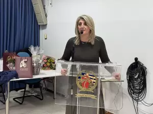 Δήμος Κατερίνης – ΚΑΠΗ: Μελωδική Χριστουγεννιάτικη Συνάντηση Χορωδιών