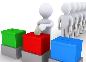 Δημοσκόπηση: Κλείνει η ψαλίδα ΝΔ – ΠΑΣΟΚ – Προς εννιακομματική Βουλή