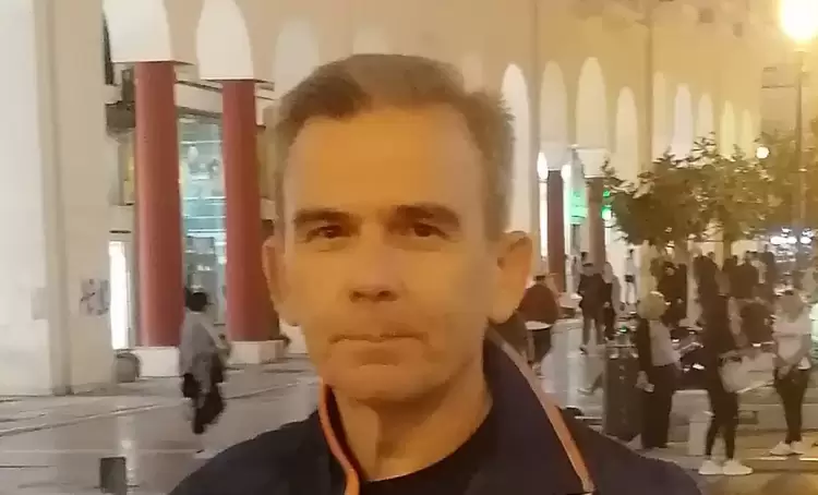 Ελεύθερος (2ο Μέρος) Ελεύθερος (2ο Μέρος)