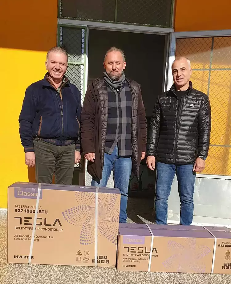 Η Ένωση Ποντίων Πιερίας προσφέρει στο 6ο Δημοτικό Σχολείο Κατερίνης