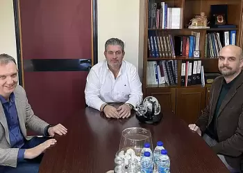 Επίσκεψη του Προέδρου του Τμήματος Διοίκησης Εφοδιαστικής Αλυσίδας του ΔΙΠΑΕ στον Πρόεδρο του Επιμελητηρίου Πιερίας