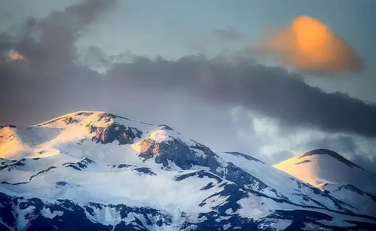 Ο καιρός για την Κατερίνη και την Πιερία σήμερα 23/12/2024: Νεφώσεις με τοπικές βροχές και καταιγίδες Ο καιρός για την Κατερίνη και την Πιερία σήμερα 23/12/2024: Νεφώσεις με τοπικές βροχές και καταιγίδες