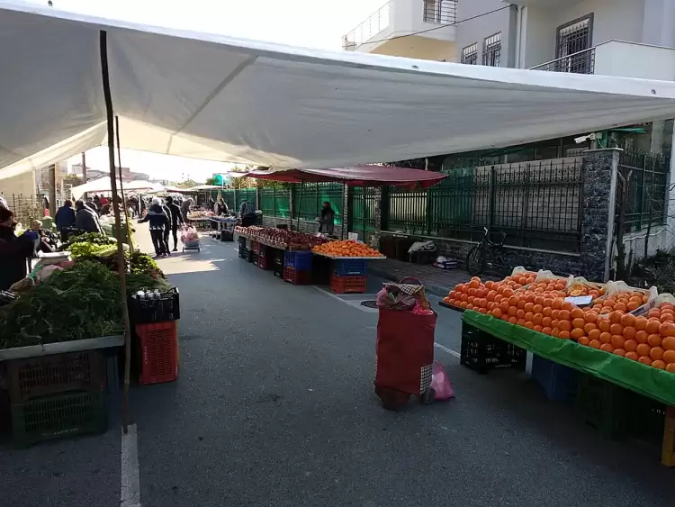 Κατερίνη: Εκτάκτως αύριο παραμονή (24/12) Χριστουγέννων & την παραμονή (31/12) Πρωτοχρονιάς η Λαϊκή Αγορά της Τετάρτης Κατερίνη: Εκτάκτως αύριο παραμονή (24/12) Χριστουγέννων & την παραμονή (31/12) Πρωτοχρονιάς η Λαϊκή Αγορά της Τετάρτης