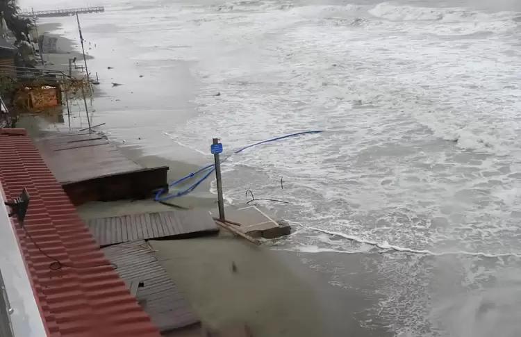 Κατερίνη – Κακοκαιρία Bora: Κλιμάκια της τεχνικής υπηρεσίας του Δήμου αποτυπώνουν το μέγεθος των καταστροφών