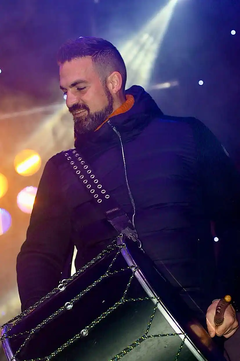 Κατερίνη - Πάρκο των Χρωμάτων: Ξεσήκωσαν το κοινό οι αδερφοί Ραφαηλίδη και Καπίδη Κατερίνη – Πάρκο των Χρωμάτων: Ξεσήκωσαν το κοινό οι αδερφοί Ραφαηλίδη