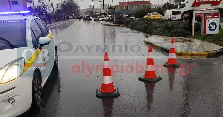 Κατερίνη: Πλημμυρισμένοι δρόμοι στον Σβορώνο (φώτο – βίντεο)