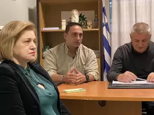 Κλιμάκιο του ΠΑΣΟΚ στις πληγείσες περιοχές της Πιερίας από την κακοκαιρία «bora»