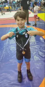 Ολύμπιοι Κατερίνης: Με 25 μετάλλια επέστρεψαν οι μικροί "γίγαντες" παλαιστές Ολύμπιοι Κατερίνης: Με 25 μετάλλια επέστρεψαν οι μικροί “γίγαντες” παλαιστές