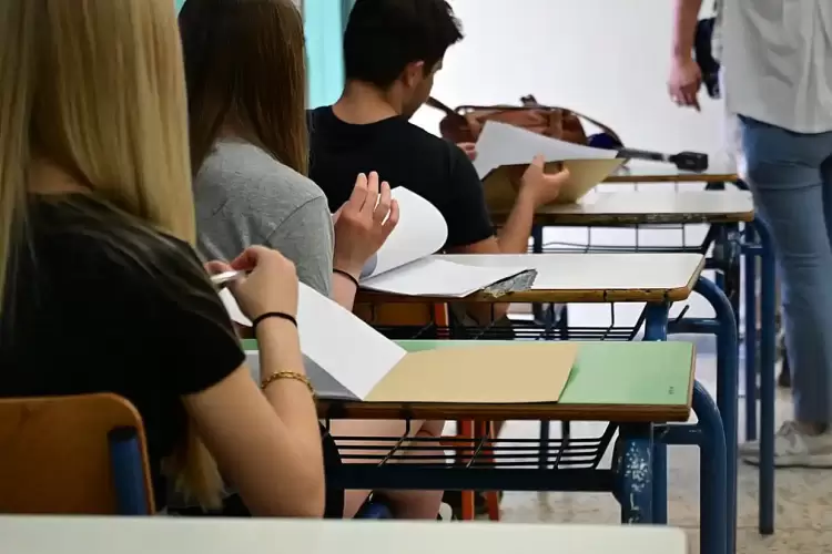 Πανελλαδικές 2025: Λήγει την Παρασκευή η προθεσμία υποβολής αιτήσεων  