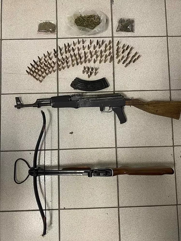 Πιερία: Συνελήφθη ένα άτομο για παράνομη οπλοκατοχή και κατοχή ναρκωτικών ουσιών Πιερία: