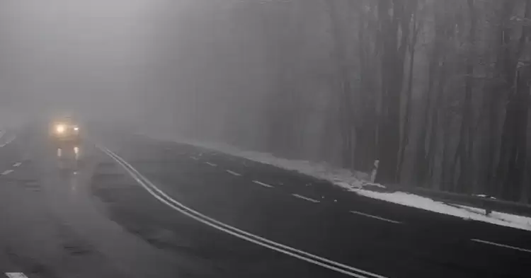 Προσοχή στις μετακινήσεις λόγω της επιδείνωσης του καιρού συνιστά η ΕΛ.ΑΣ. Προσοχή στις μετακινήσεις λόγω της επιδείνωσης του καιρού συνιστά η ΕΛ.ΑΣ.