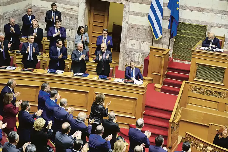 Προϋπολογισμός 2025: Υπερψηφίστηκε με 158 «ναι» Προϋπολογισμός 2025: Υπερψηφίστηκε με 158 «ναι»