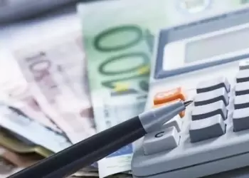 Ρυθμίσεις χρεών για επιχειρήσεις και μεγαλο­οφειλέτες – Τι προβλέπει το φορολογικό νομοσχέδιο 