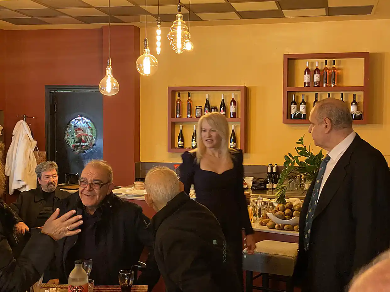 Στην Κατερίνη η Θεοδώρα Τζάκρη από το Κίνημα Δημοκρατίας του Στεφάνου Κασελλάκη