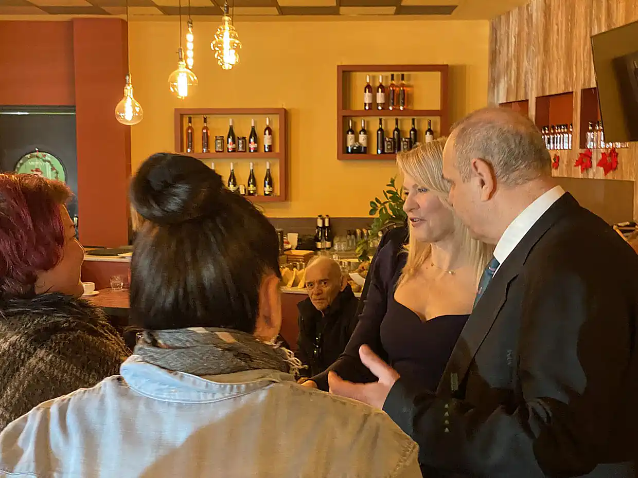 Στην Κατερίνη η Θεοδώρα Τζάκρη από το Κίνημα Δημοκρατίας του Στεφάνου Κασελλάκη