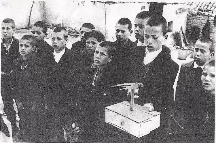 Τα κάλαντα παλιά στο χωριό Τα κάλαντα παλιά στο χωριό