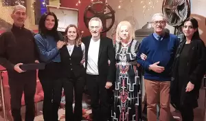 Τιμητική πλακέτα στον Βασίλειο Ευκαρπίδη από το Δ.Σ.της Εστίας Πιερίδων Μουσών