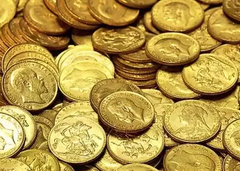 Τις κρατούσε για τα γεράματα