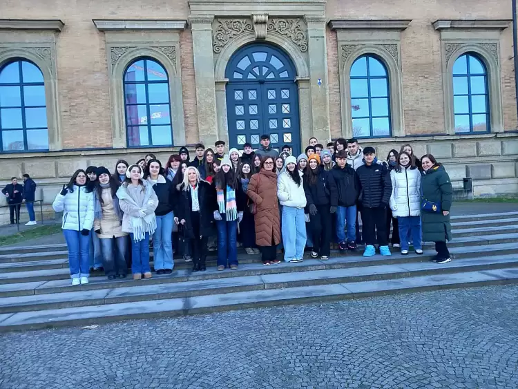 Το 1ο ΓΕΛ Κατερίνης και μια κόκκινη κλωστή δεμένη στο …Μόναχο