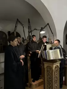 Η Αρχαιοπρεπής Λειτουργία Αποστολικών Διαταγών και Κοπή Βασιλόπιτας Γραφείου Νεότητας Ιεράς Μητροπόλεως  Κίτρους