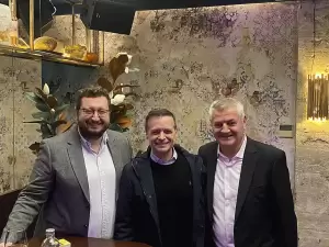 Ο Δήμαρχος Αθηνών Χάρης Δούκας έκοψε την βασιλόπιτα της Νομαρχιακής ΠΑΣΟΚ Πιερίας 